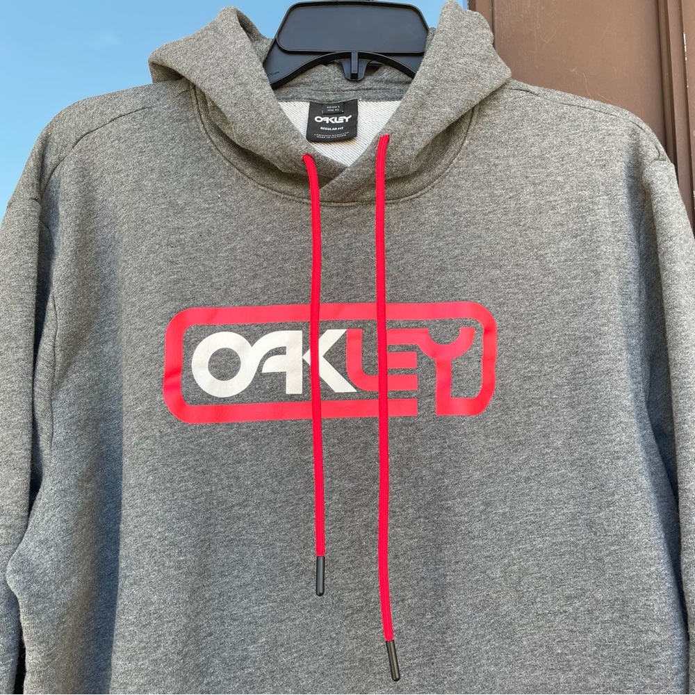 OAKLEY Grey and Red Hoodie L
